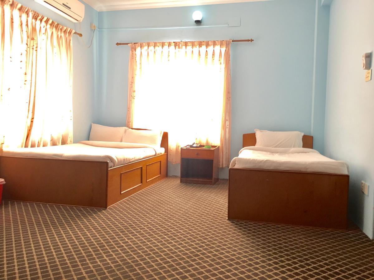 Hotel Pokhara International Exterior foto